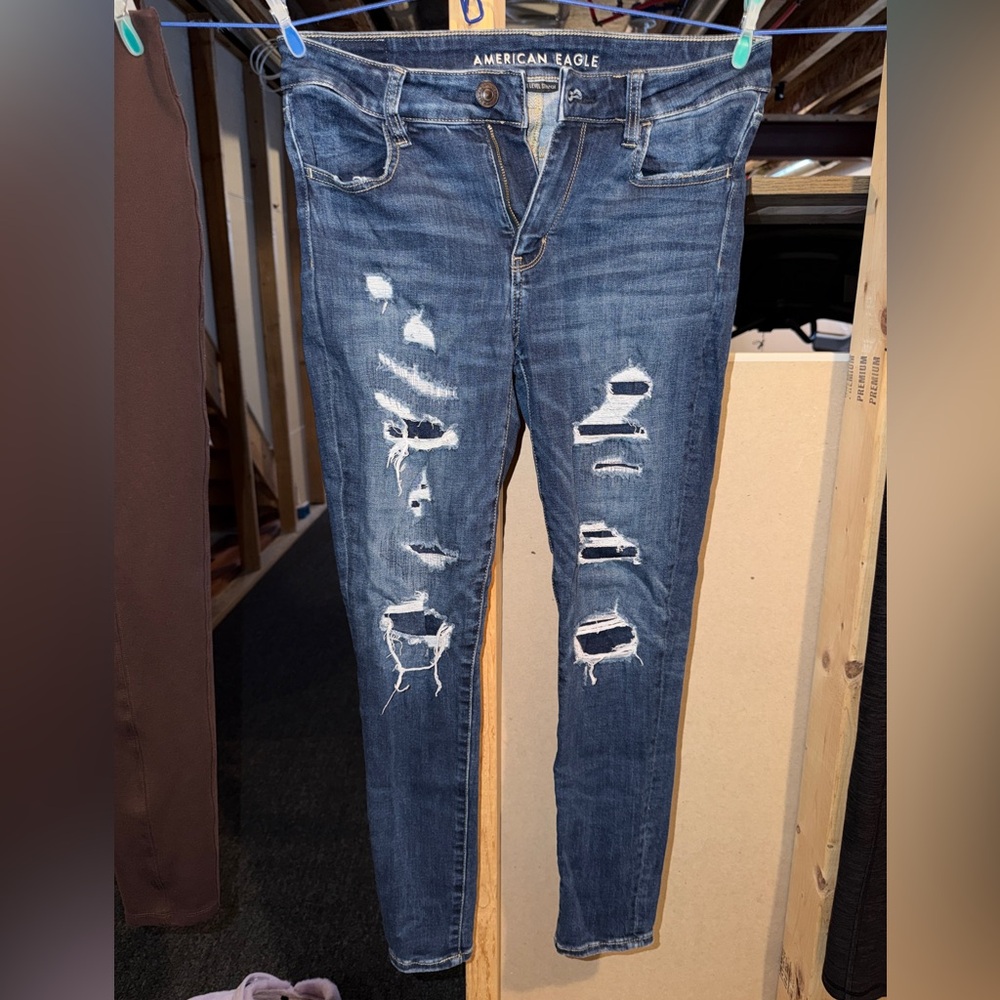 Women’s American Eagle Outfitters Ripped Blue Jegging Jeans Size 8 Short